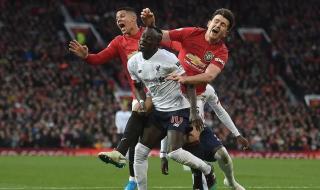 利物浦对阵曼联时调整 利物浦对阵曼联时调整